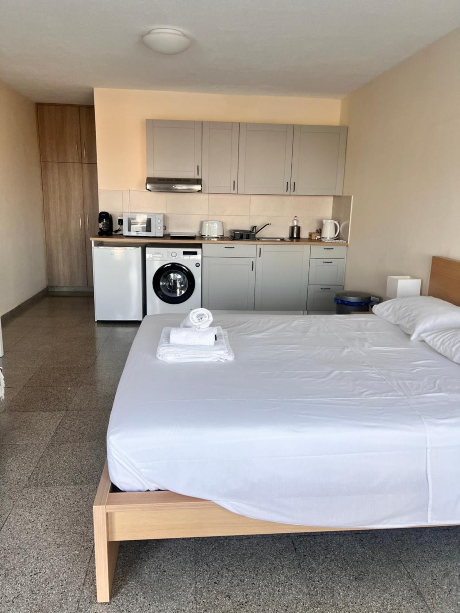 Pissouri Image Apartman Kültér fotó